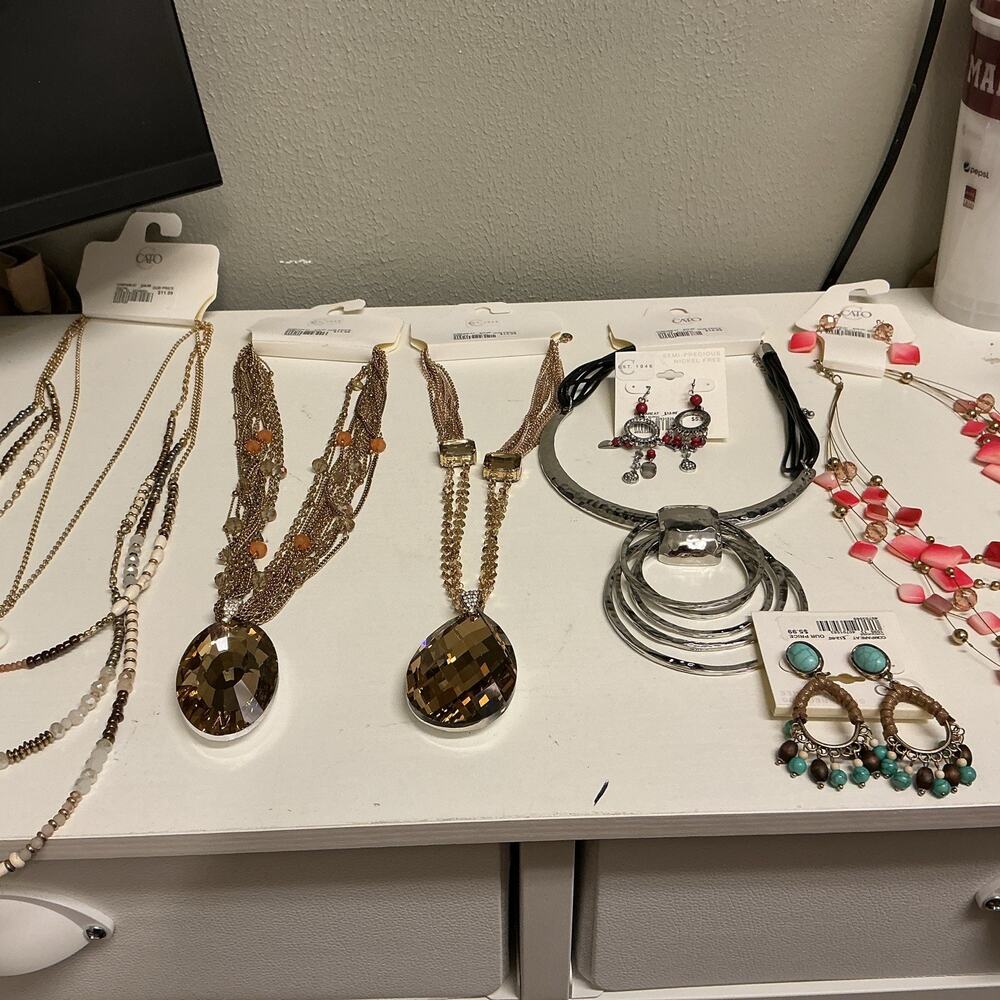 Cato Women’s 5 Necklace Lot With Earrings NWT, 4068